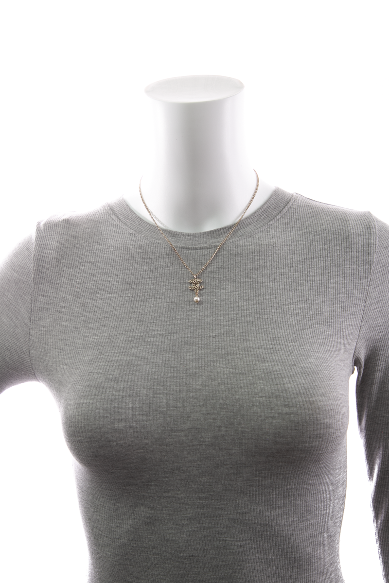 Chanel-CC-Drop-Pendant-Necklace-300541