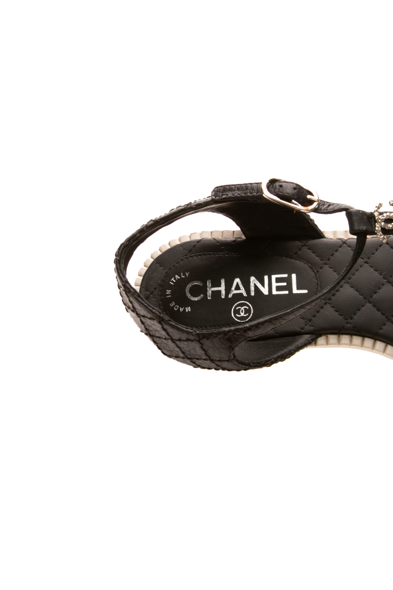 Interlocking CC Thong Sandals - Size 38