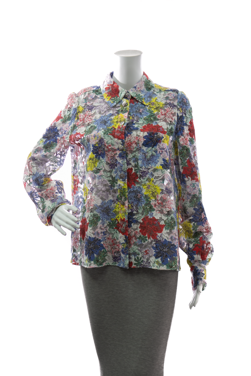 Chanel-Floral-Lace-Long-Sleeve-Button- Up-Blouse-Size-42-296114