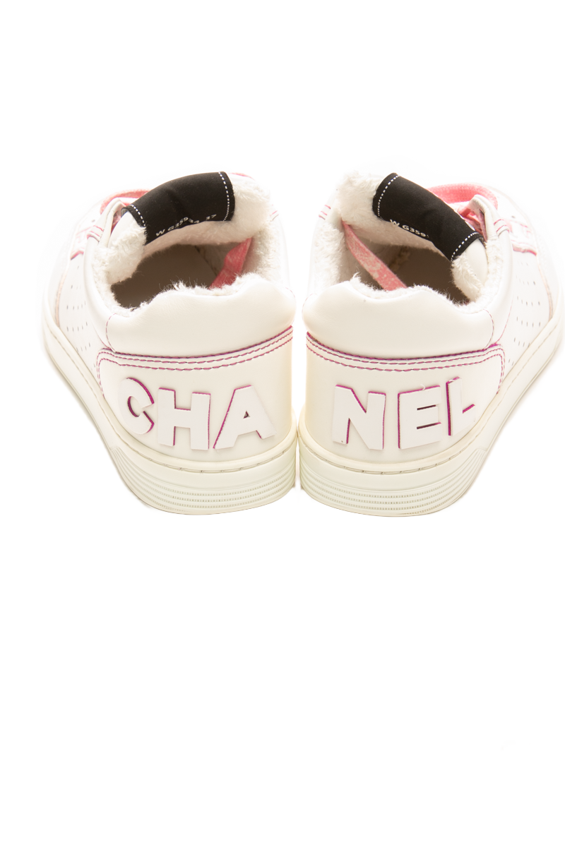 Low Top Sneakers - Size 37