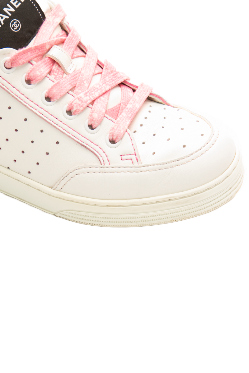 Low Top Sneakers - Size 37