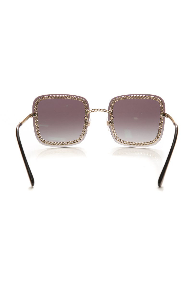 Square Chain Around Rimless Sunglasses