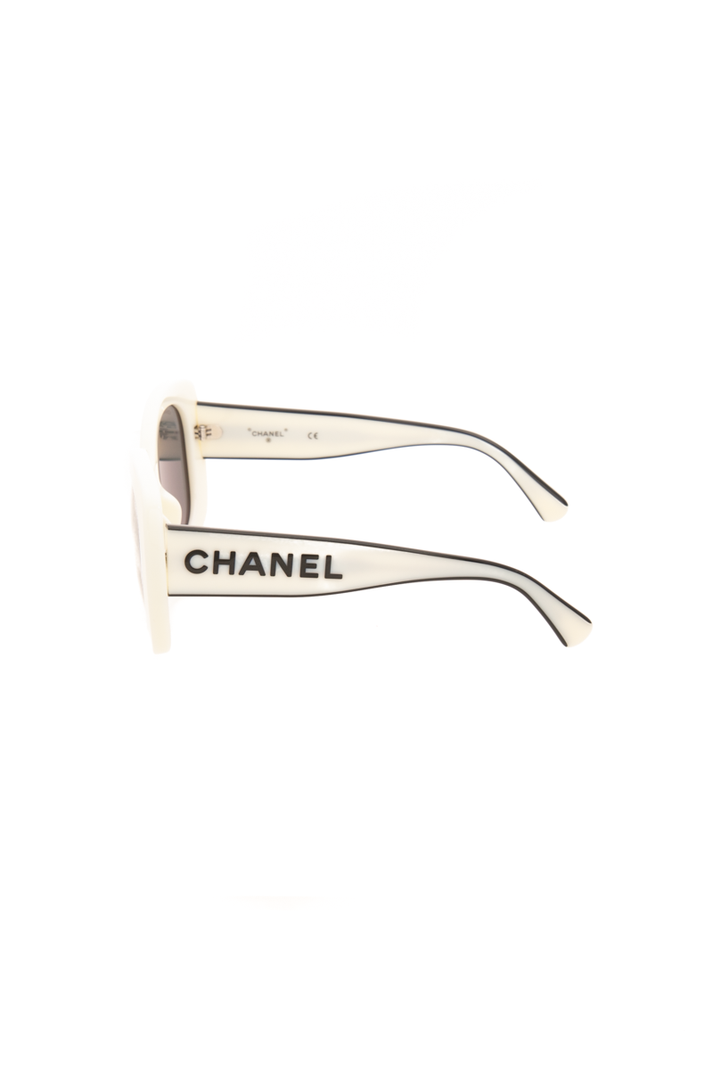 Chanel-Oversized-Square-Sunglasses-296233