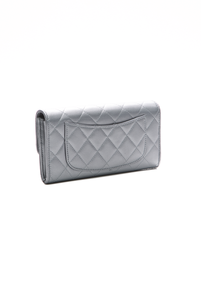 Chanel-Long-Classic-Flap-Wallet-292757