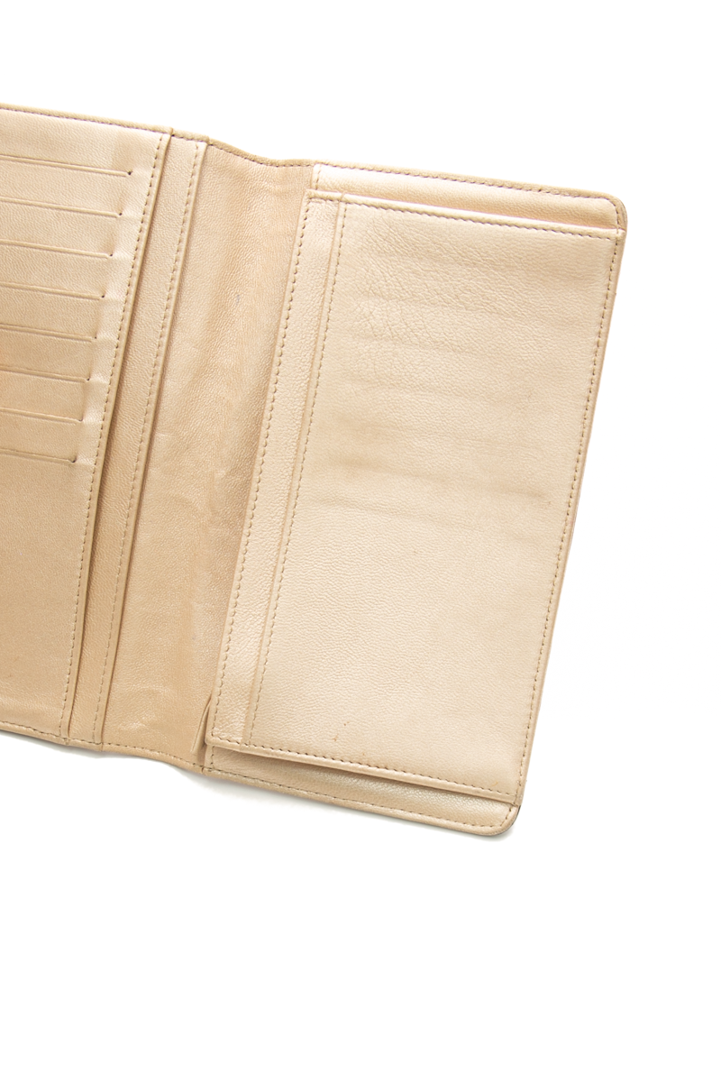 Camelia Yen Wallet