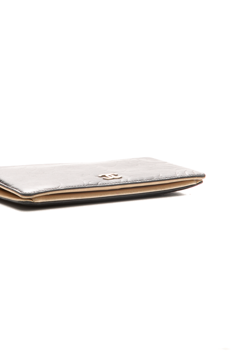 Camelia Yen Wallet
