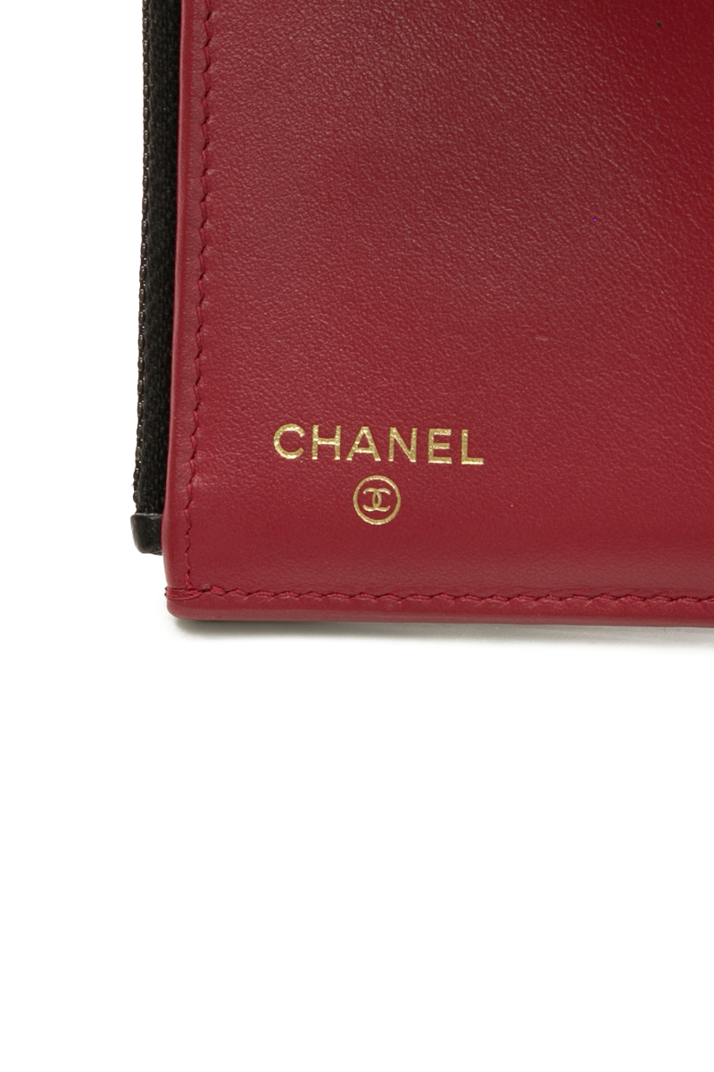 Chanel 19 Small Flap Wallet