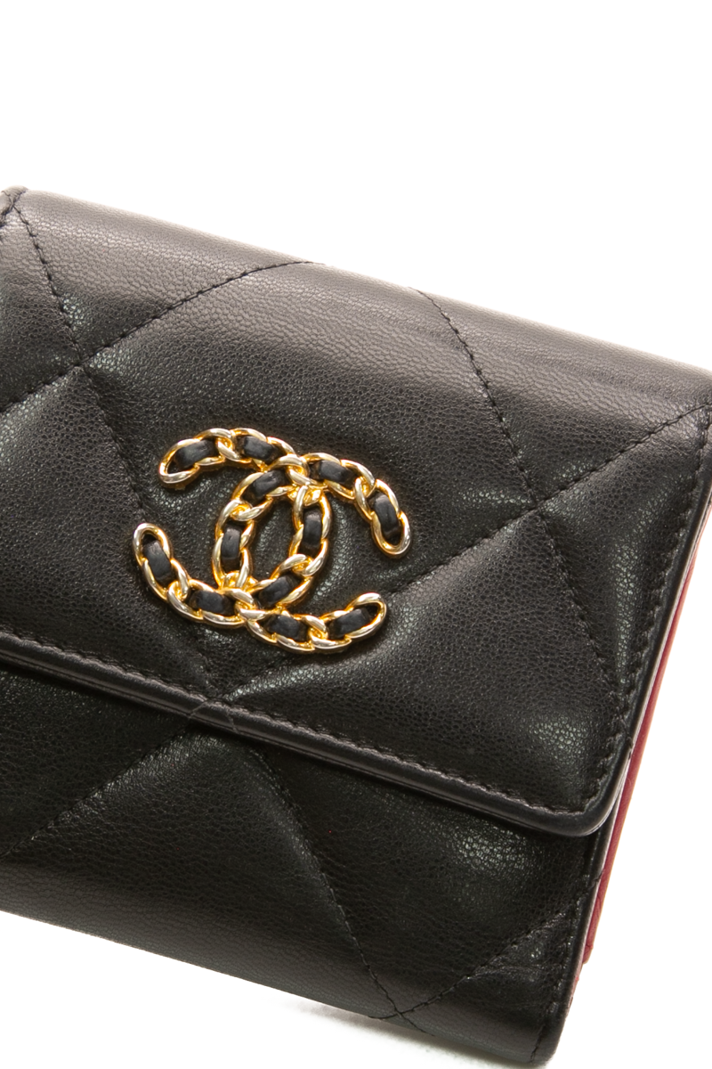 Chanel 19 Small Flap Wallet
