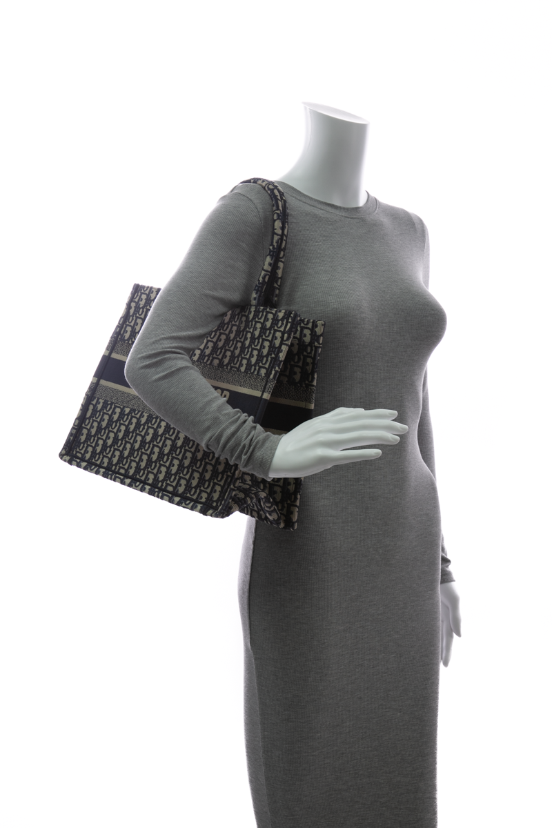 Medium Dior Book Tote