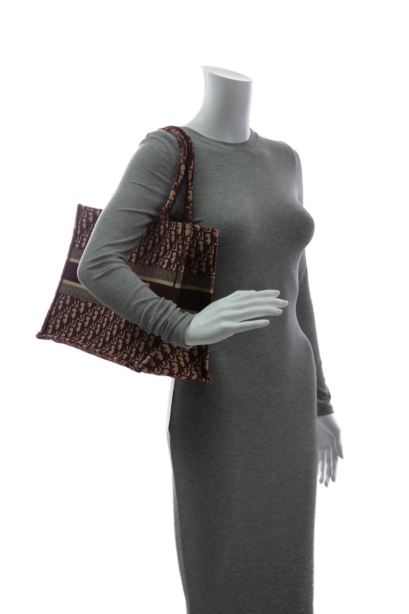 Medium Dior Book Tote