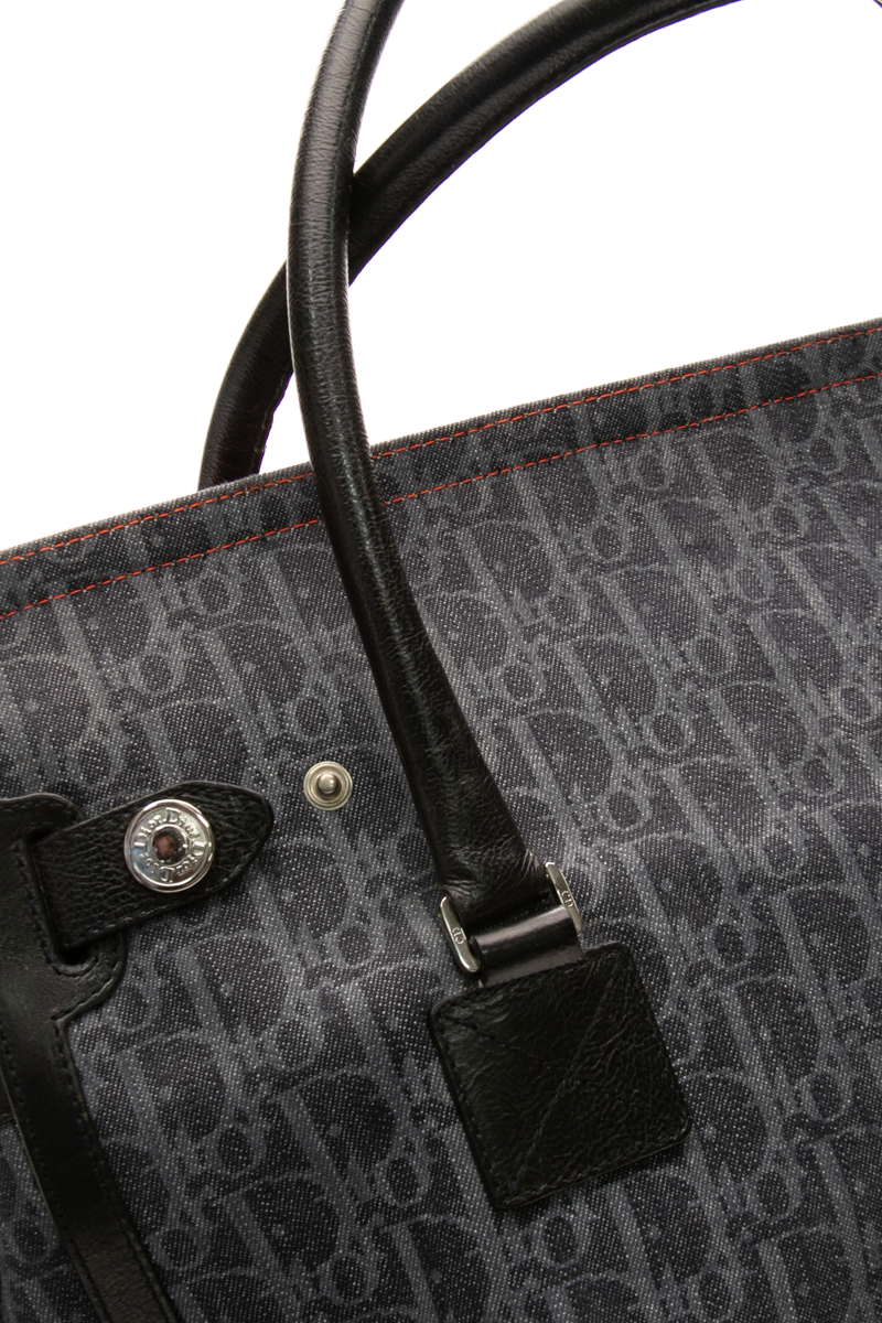 Flight Flap Tote Bag