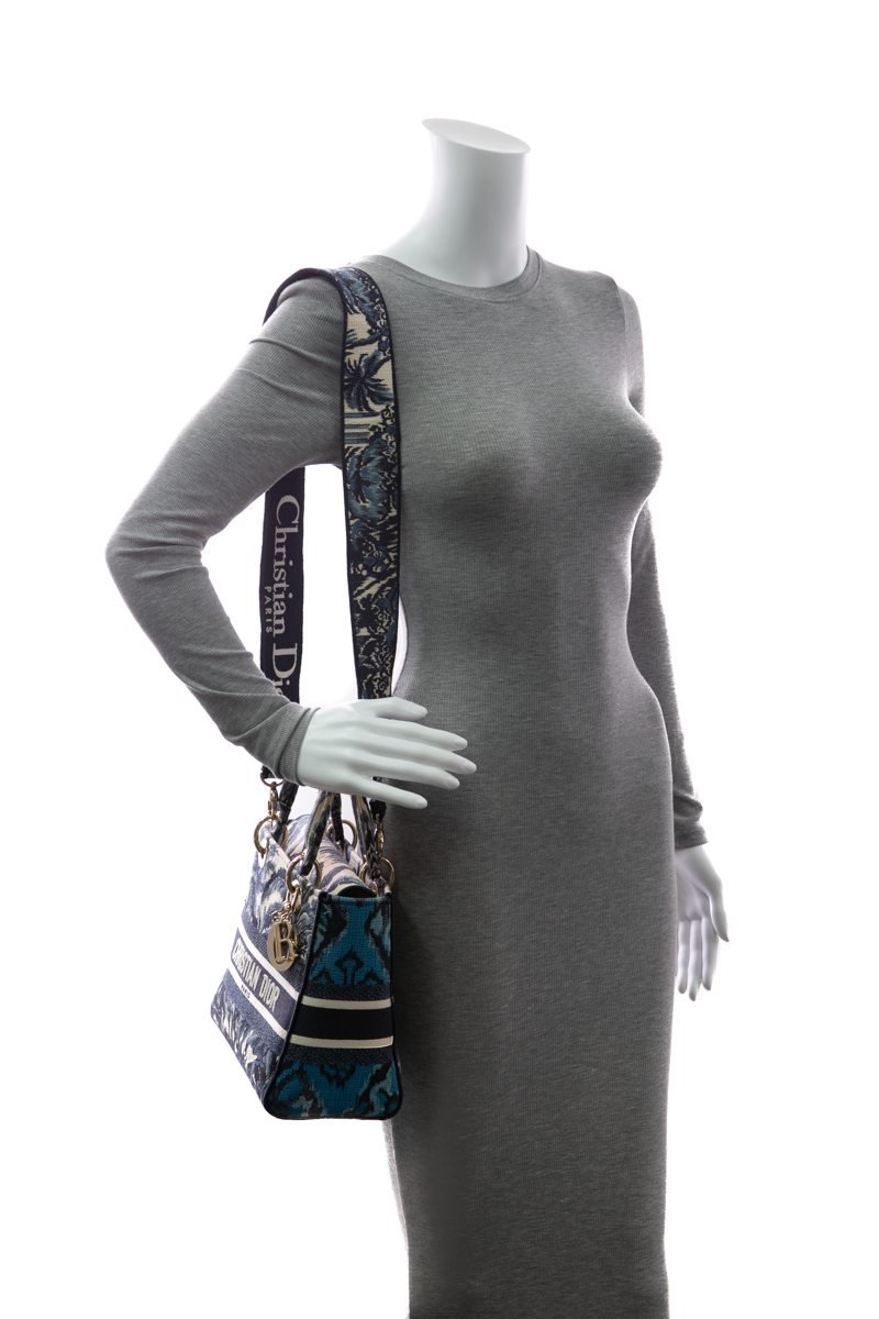 Christian-Dior-Medium-Lady-D-Lite-Bag-298410