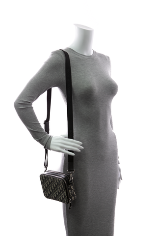 Christian-Dior-Zipped-Pouch-with-Strap-298904