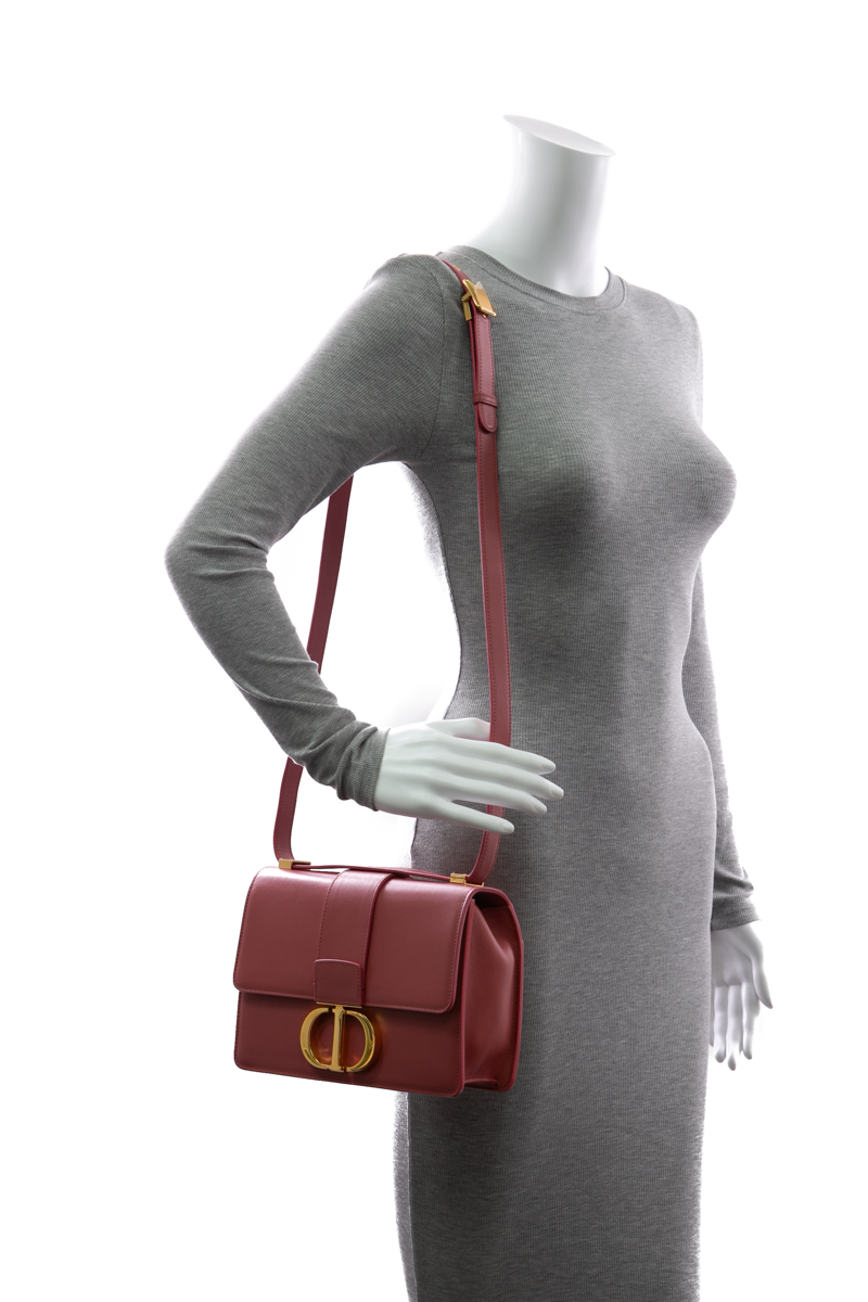 30 Montaigne Flap Bag