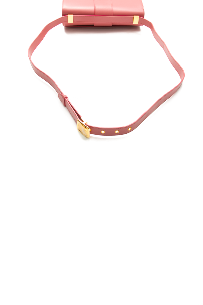 30 Montaigne Flap Bag