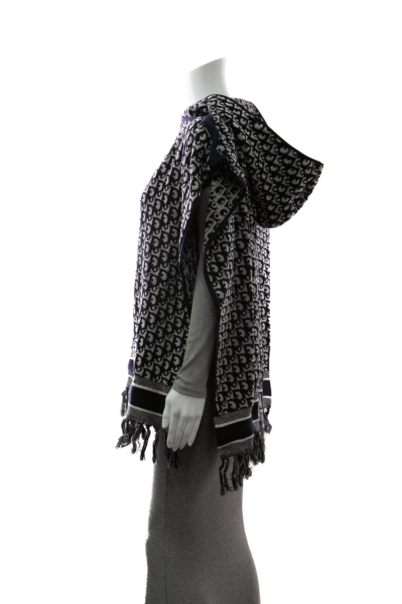 Oblique Hooded Poncho