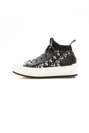 Christian-Dior-Walk'-n-Dior-Sneakers- Size-38.5-298689
