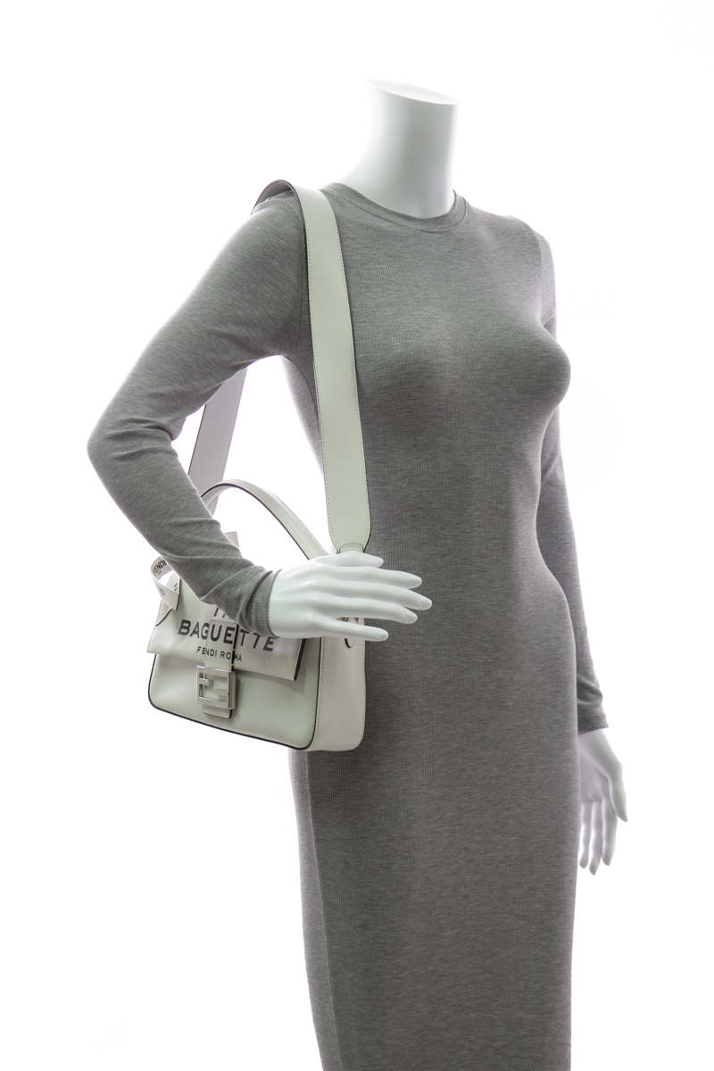 Fendi-X-Marc-Jacobs-Baguette-Bag-296115