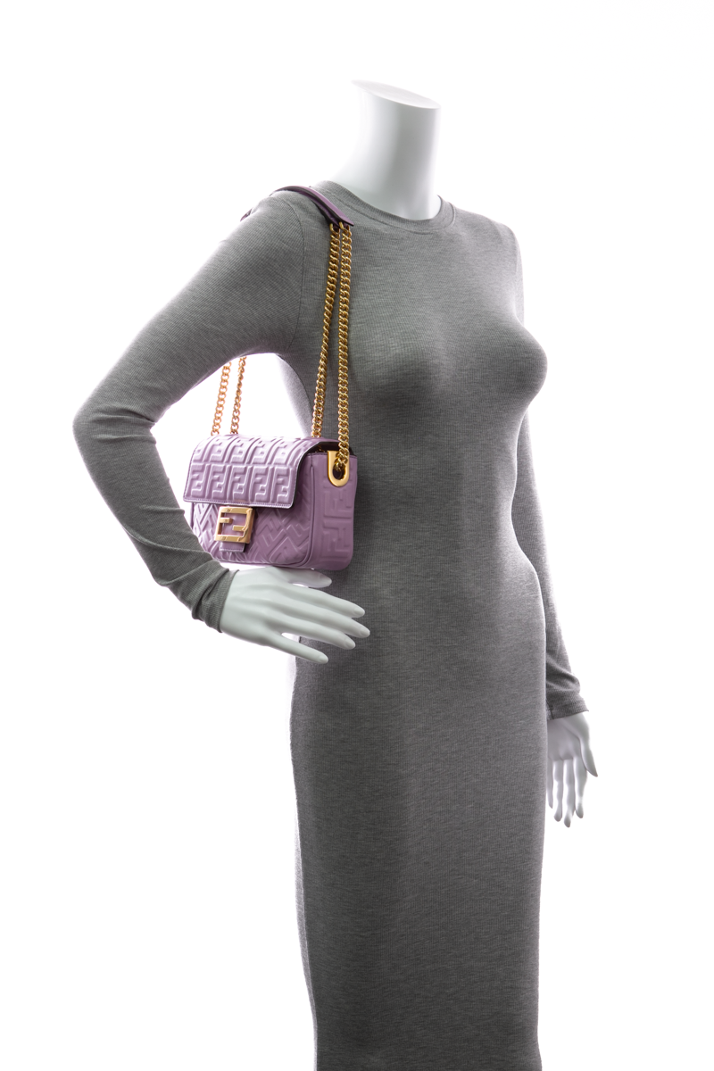 fendi-FF-Embossed-Midi-Baguette-Bag-296923