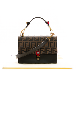 Zucca Embossed Medium Kan I Bag
