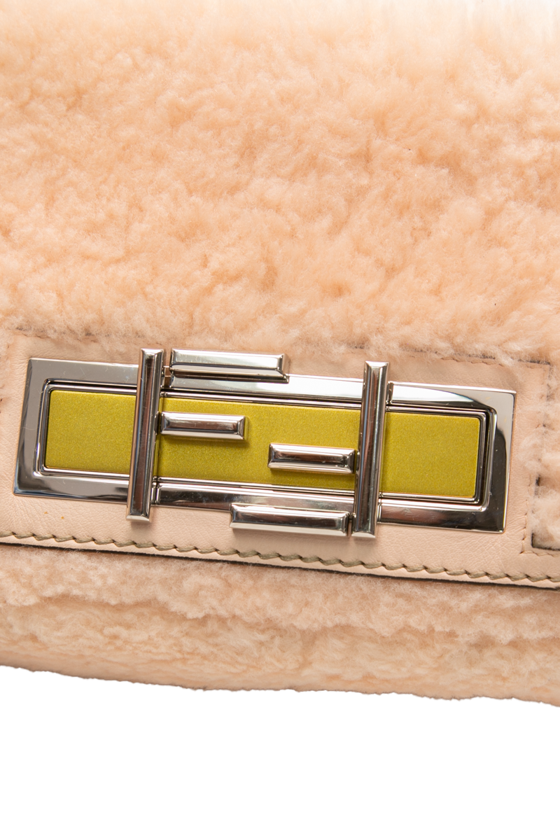 3Baguette Bag
