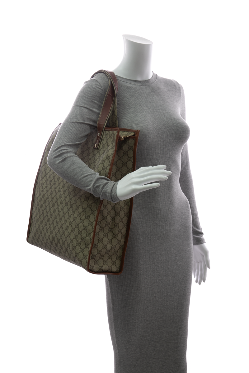 Gucci-GG-Vertical-Medium-Loop-Tote- Bag-293983