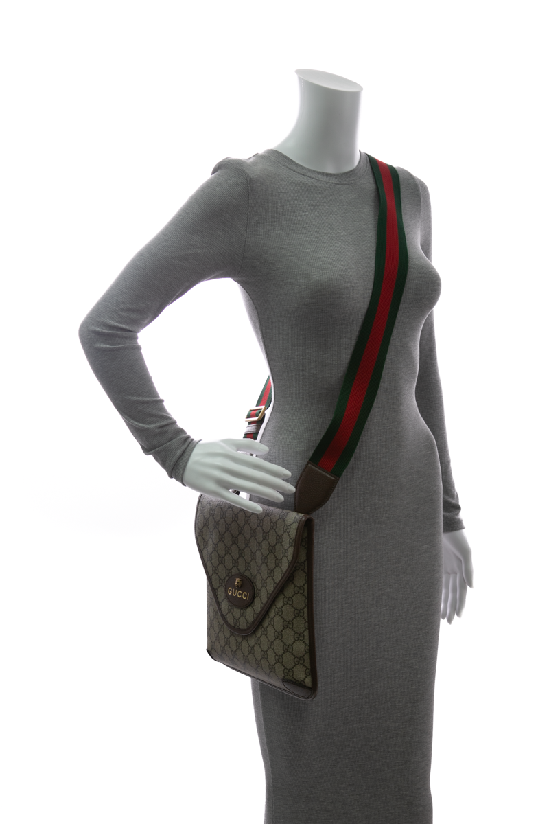 Gucci-Vintage-GG-Medium-Neo-Envelope-Messenger-Bag-294451