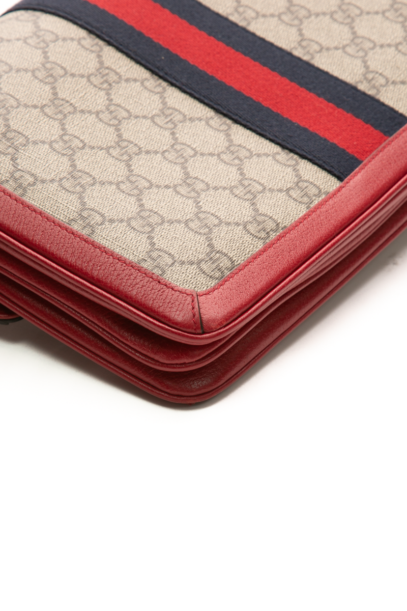 Queen Margaret Medium Shoulder Bag