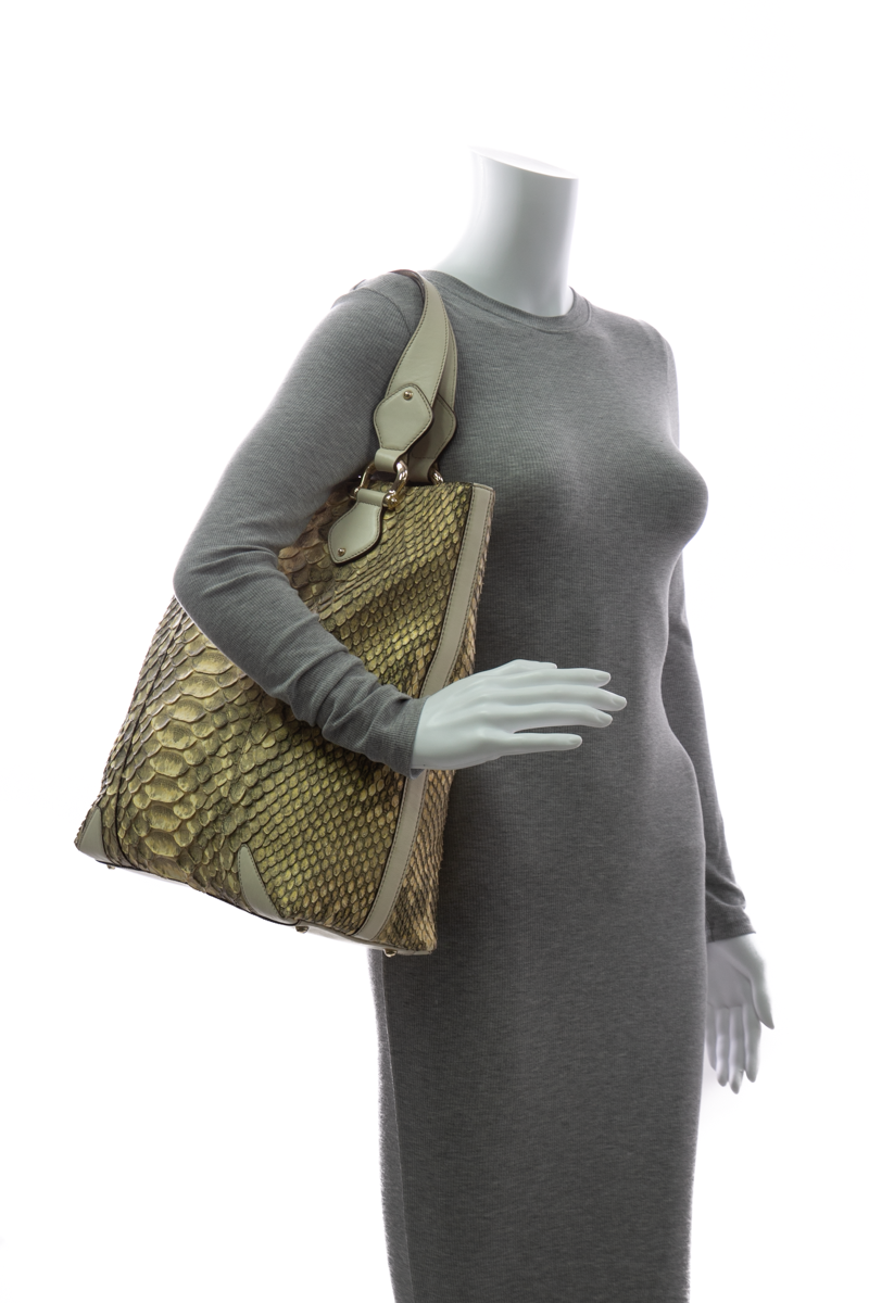 Gucci-Python-Tote-Bag-295821
