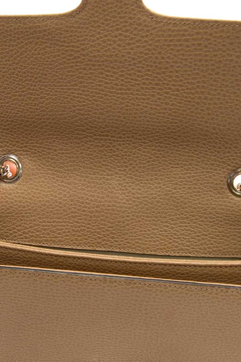 Interlocking G Medium Shoulder Bag
