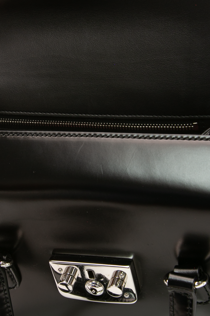 Medium Lady Lock Bag