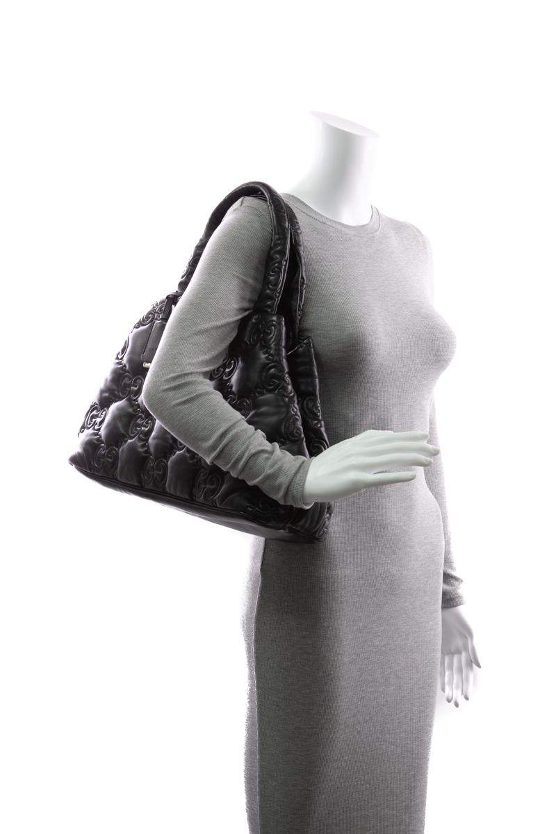 299252-gucci-GG-Matelasse-Large-Tote-Bag