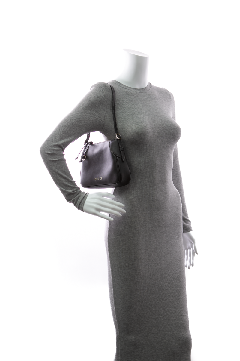 Gucci-Emblem-Small-Shoulder-Bag-300260