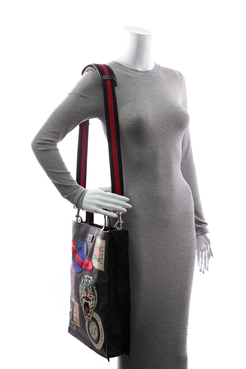 Gucci-Night-Courrier-Vertical-Tote-300513
