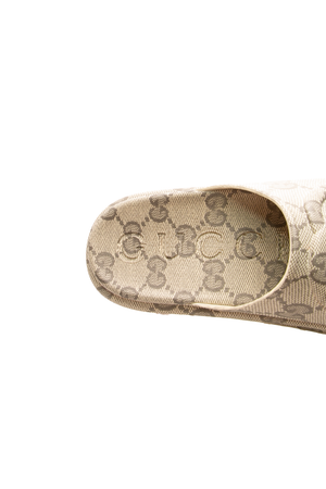 Cubic Rubber Platform Slides- Size 40