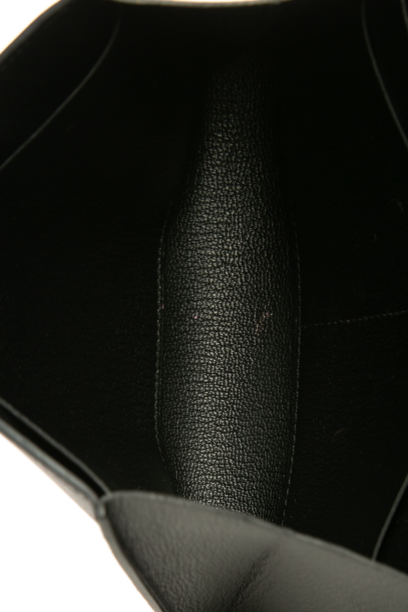 Clic 16 Wallet on Strap