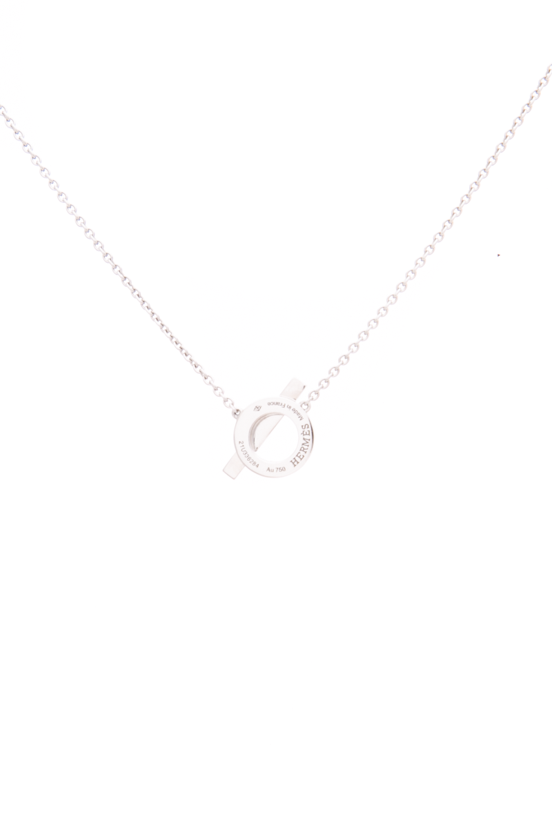 Finesse Pendant Necklace