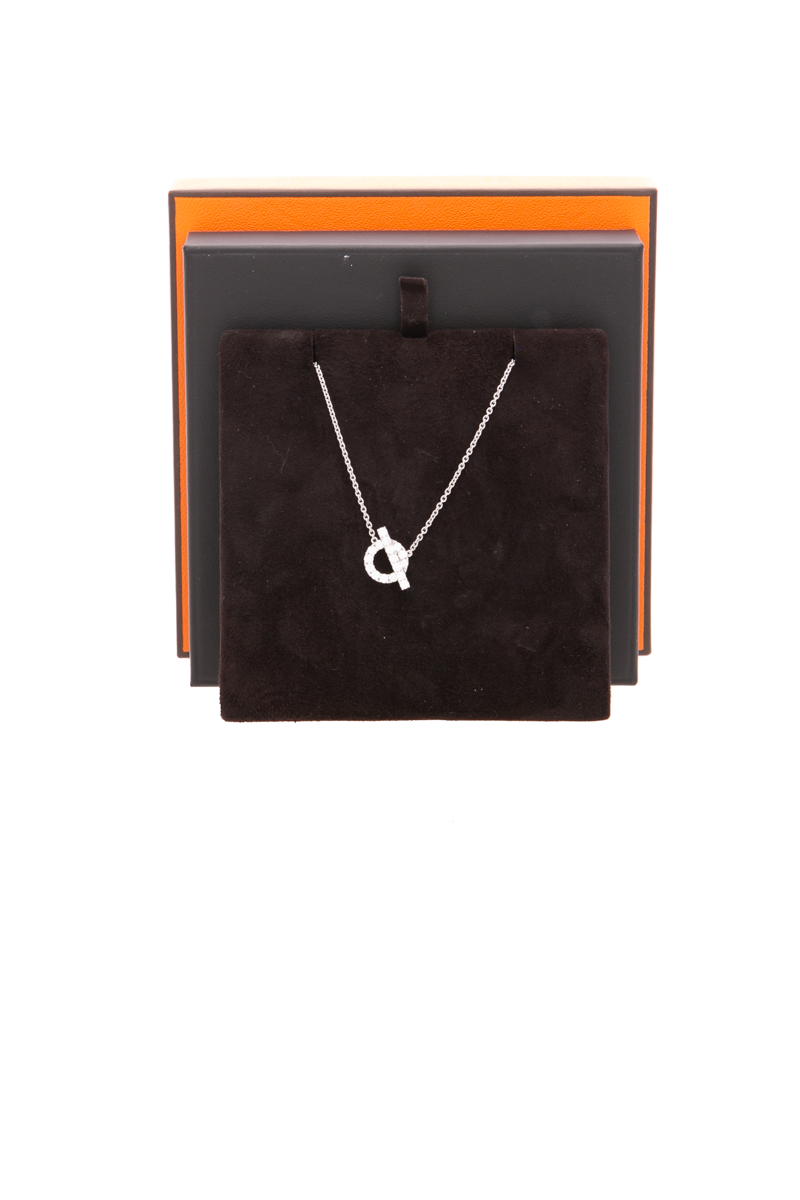 Finesse Pendant Necklace