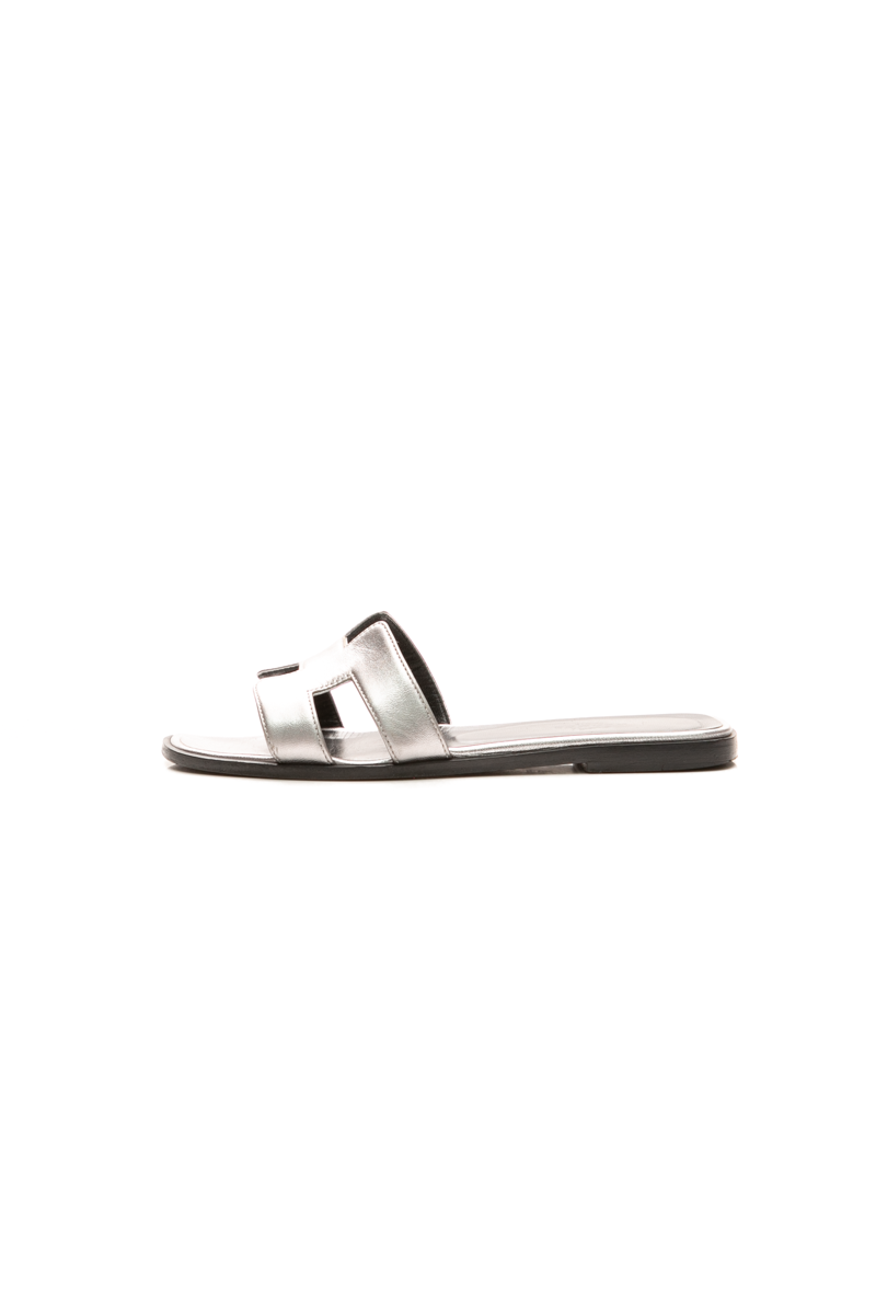 Hermes-Oran-Sandals-Size-36-300158