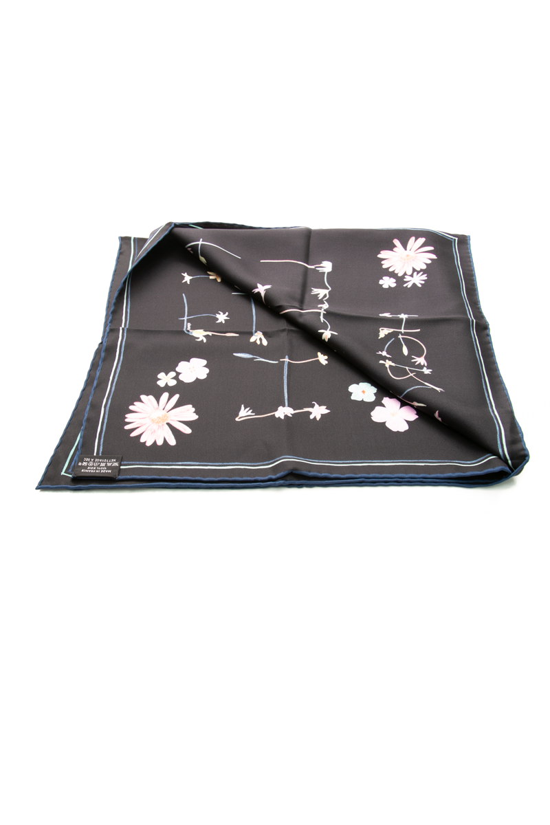 "I Like Flowers" Scarf 70