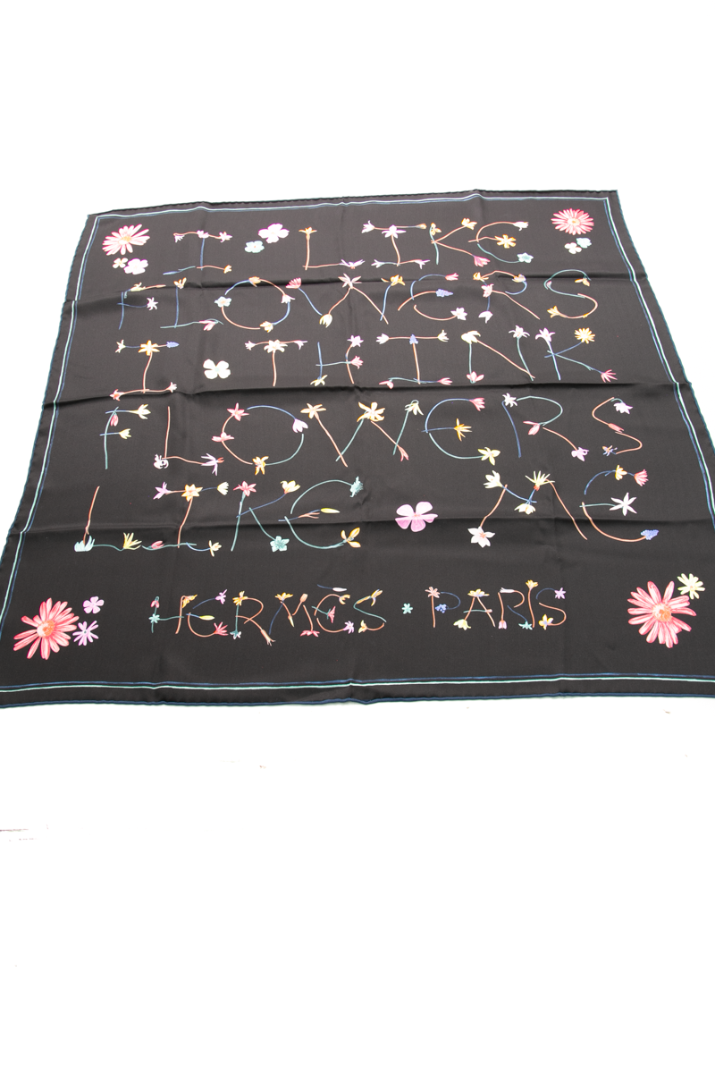 "I Like Flowers" Scarf 70