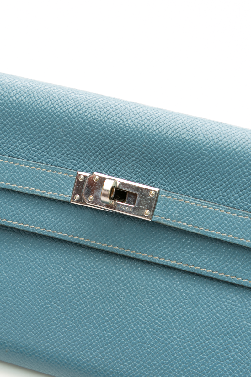 Kelly Longue Wallet