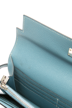 Kelly Longue Wallet