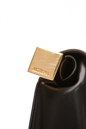 Le Rond Carre Clutch