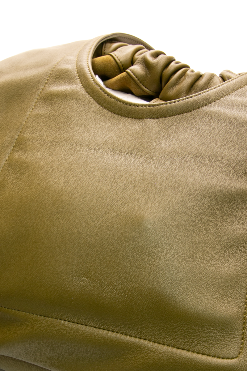 Medium Squeeze Bag