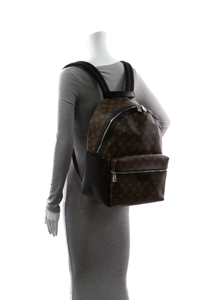 authentic preowned louis vuitton backpack pre-owned Montsouris GM Inside there are three pockets LOUIS VUITTON Montsouris NM Monogram