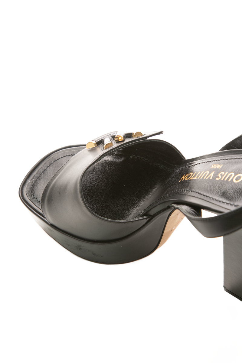 Shake Platform Sandals - Size 39