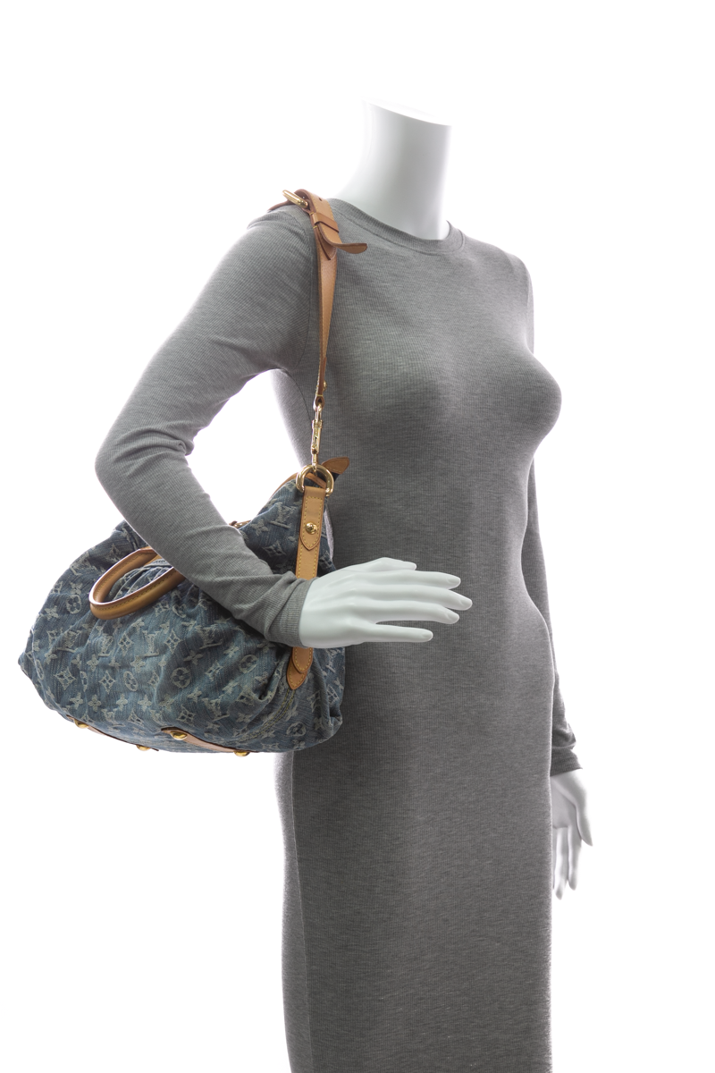 Louis-VUitton-Neo-Cabby-MM-Bag-295457