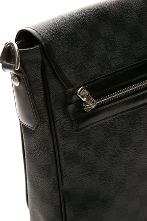 Men's Graphite MM Messenger