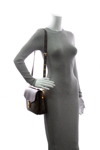 Louis-Vuitton-Pochette-Metis-Bag-296409